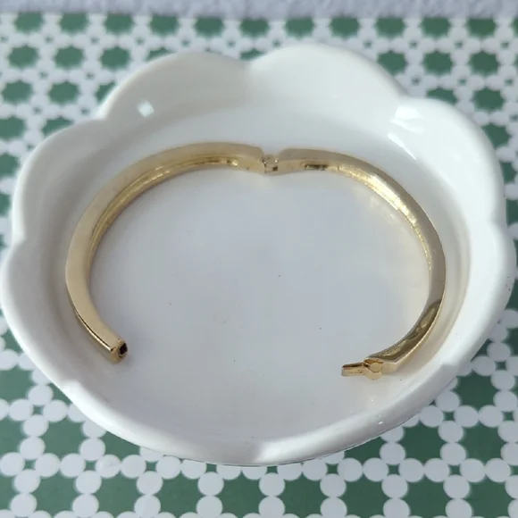 Elegant Gold Tone Hinged Bangle Bracelet with Crystals - Picture 5 of 8